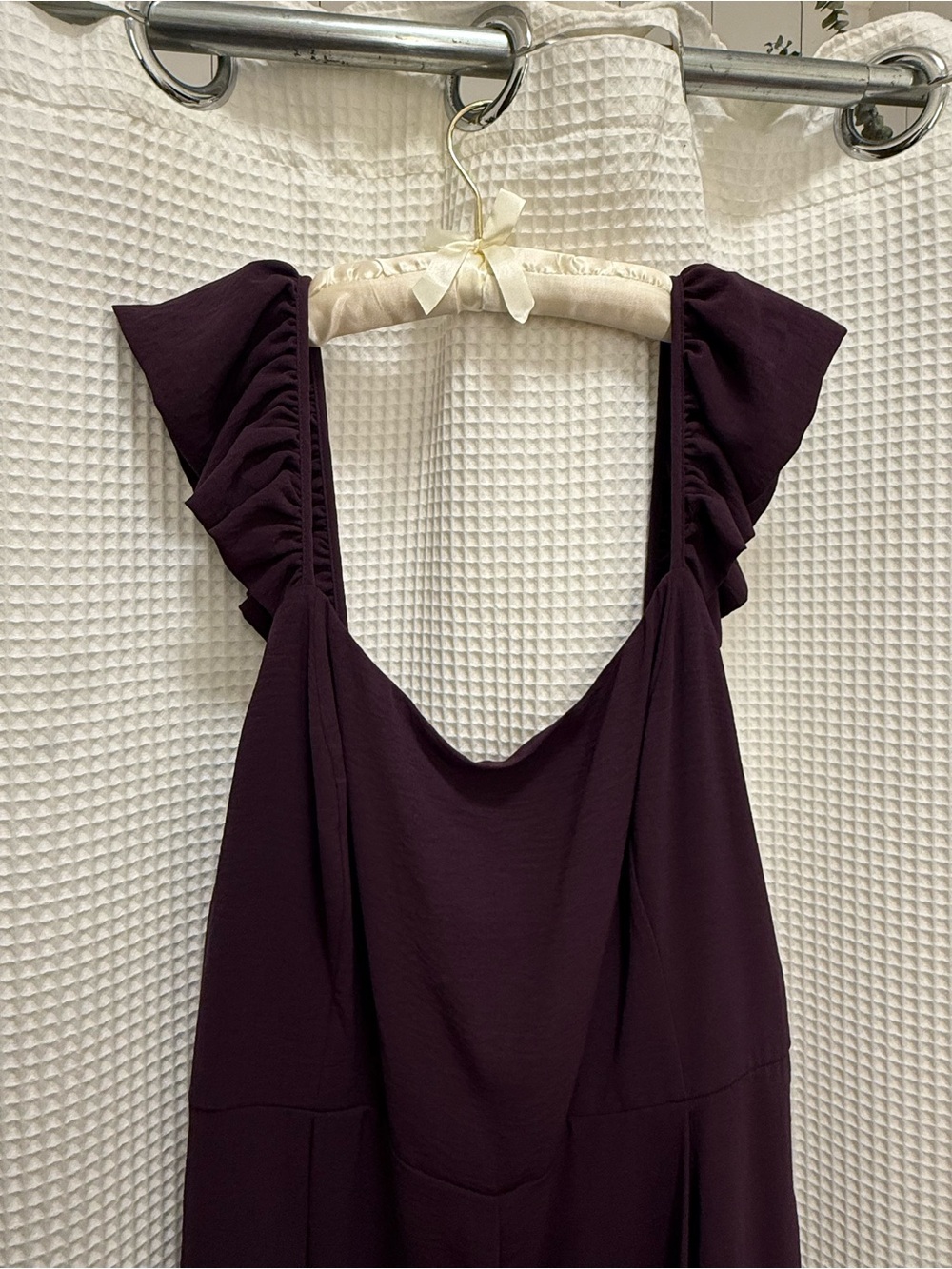 BCBG Paris Plum Square-Neck Jumpsuit with Ruffle Shoulder Straps - XXL - Picture 5 of 12